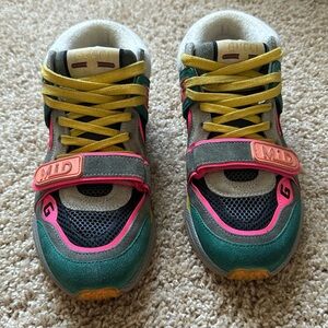 Gucci sneakers